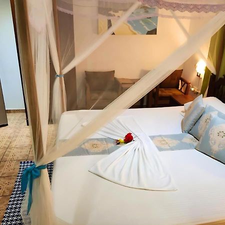 Buisson Guesthouse La Digue Exterior foto