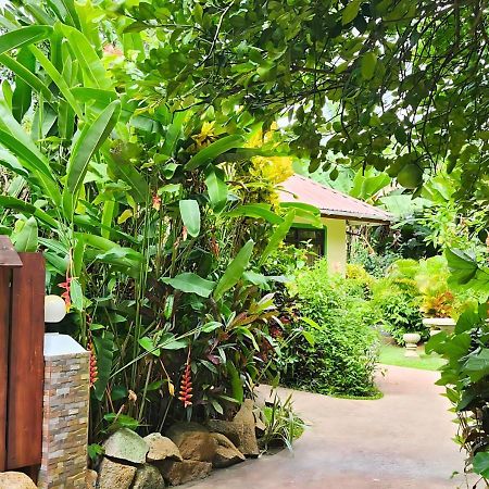 Buisson Guesthouse La Digue Exterior foto